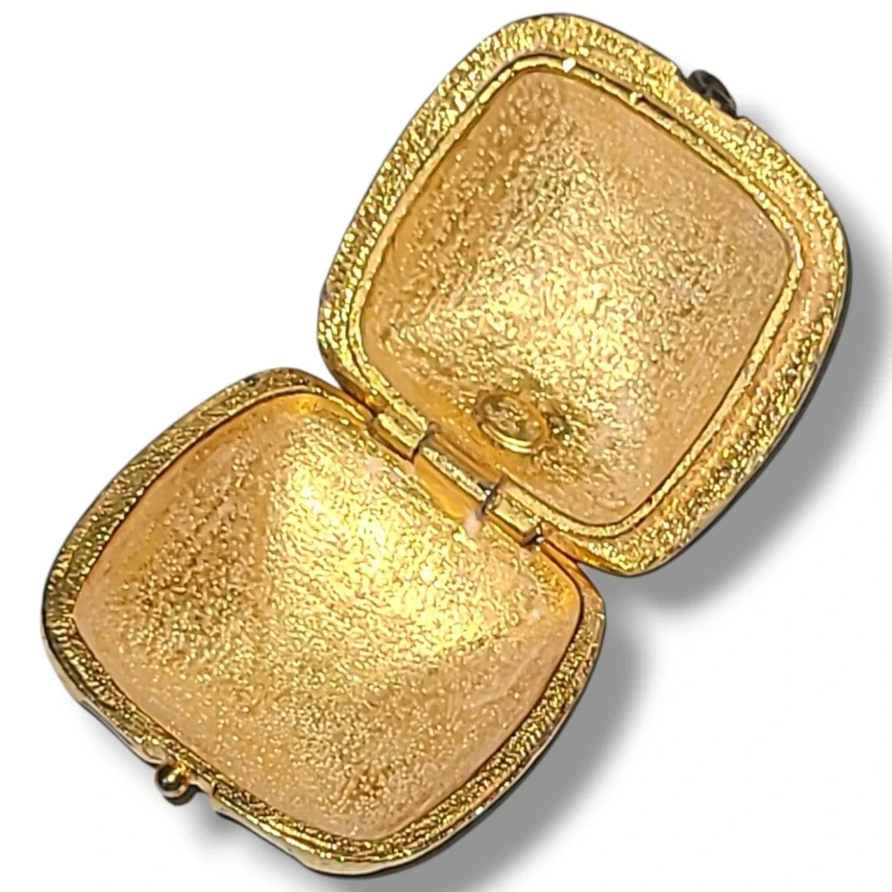 Vintage Mike & Ally Blue Enamel Gold Tone Pill Box Trinket Case Signed Italy